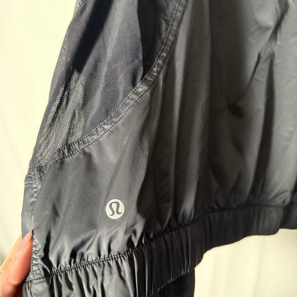 Lululemon Before Dawn Jacket | Size 6 - Picture 7 of 13
